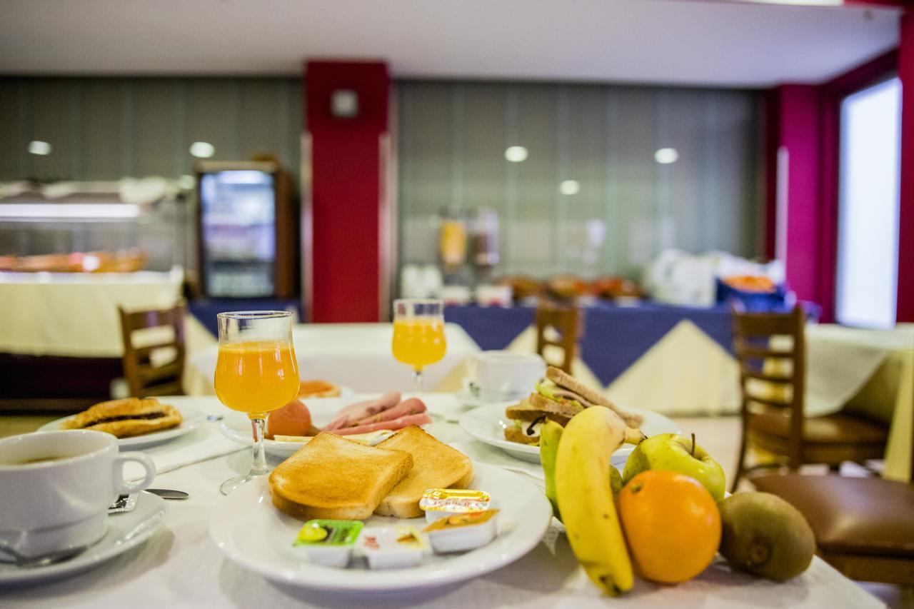 Hotel Biarritz Gandia Exterior photo